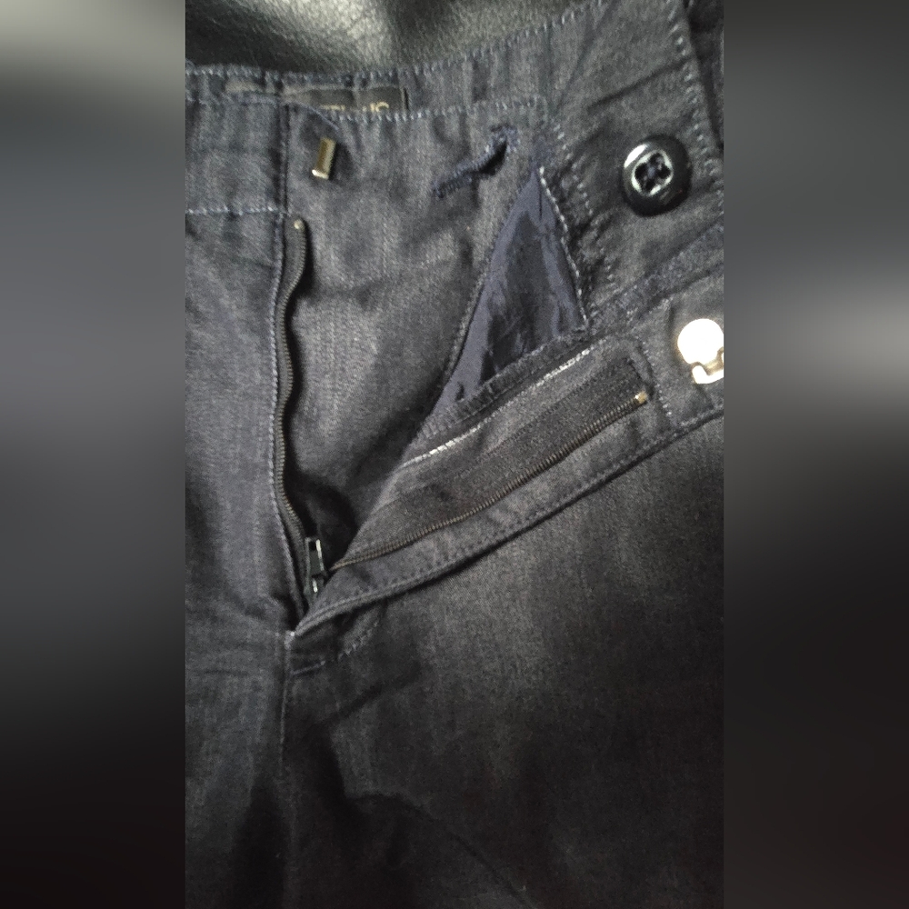 Banana Republic Dark Blue Women's Slack Shorts Sz6 - Picture 2 of 7